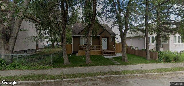 Larawan ng 261 Martin Avenue W sa Winnipeg, Manitoba