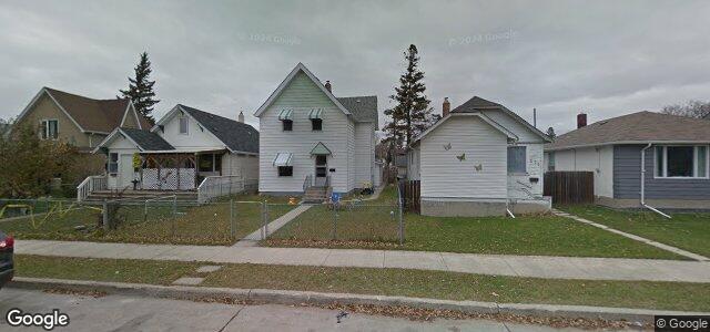 Larawan ng 267 Chalmers Avenue sa Winnipeg, Manitoba