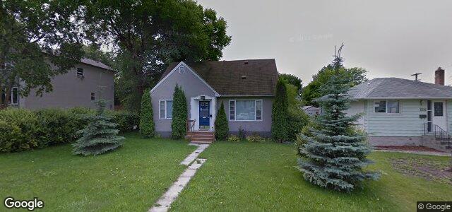 Larawan ng 270 Poplar Avenue sa Winnipeg, Manitoba