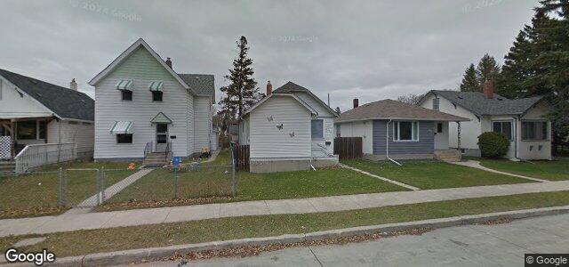 Larawan ng 271 Chalmers Avenue sa Winnipeg, Manitoba