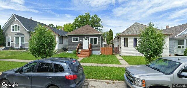 Photo of 283 Winterton Avenue in Winnipeg, Manitoba