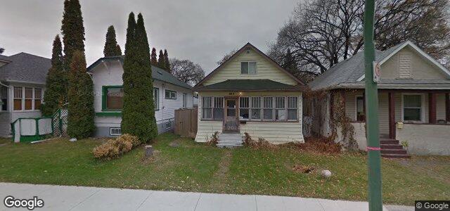 Larawan ng 284 Chalmers Avenue sa Winnipeg, Manitoba