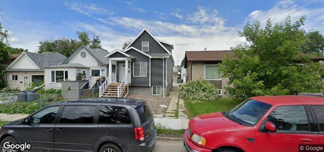 Larawan ng 293 Martin Avenue W sa Winnipeg, Manitoba