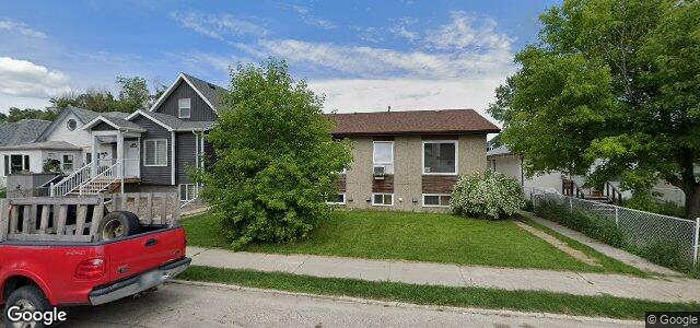 Larawan ng 295 Martin Avenue W sa Winnipeg, Manitoba