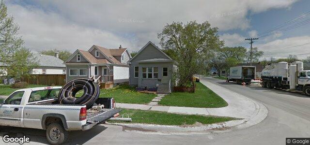 Larawan ng 297 Ottawa Avenue sa Winnipeg, Manitoba