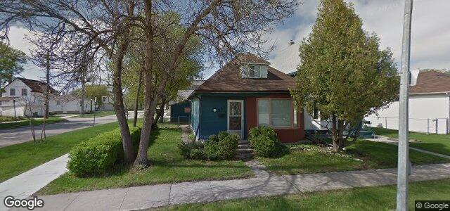 Larawan ng 298 Larsen Avenue sa Winnipeg, Manitoba