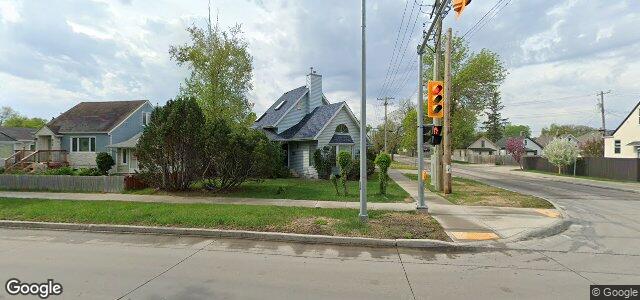 Larawan ng 302 Munroe Avenue sa Winnipeg, Manitoba