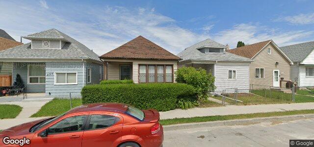 Larawan ng 305 Harbison Avenue W sa Winnipeg, Manitoba