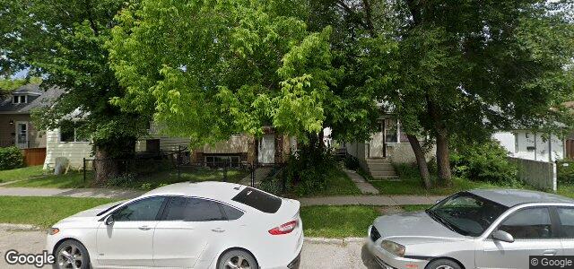 Larawan ng 305 Poplar Avenue sa Winnipeg, Manitoba