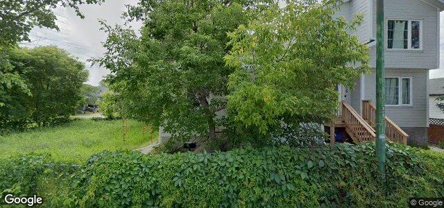 Larawan ng 308 Martin Avenue W sa Winnipeg, Manitoba