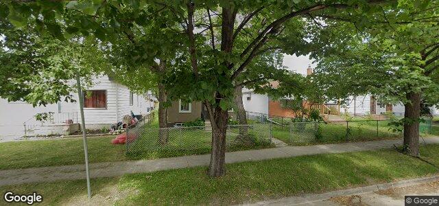 Photo of 311 Winterton Avenue in Winnipeg, Manitoba