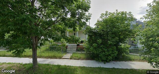 Larawan ng 312 Larsen Avenue sa Winnipeg, Manitoba