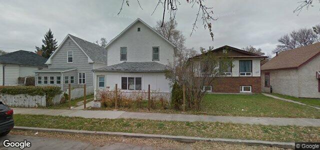 Larawan ng 313 Chalmers Avenue sa Winnipeg, Manitoba