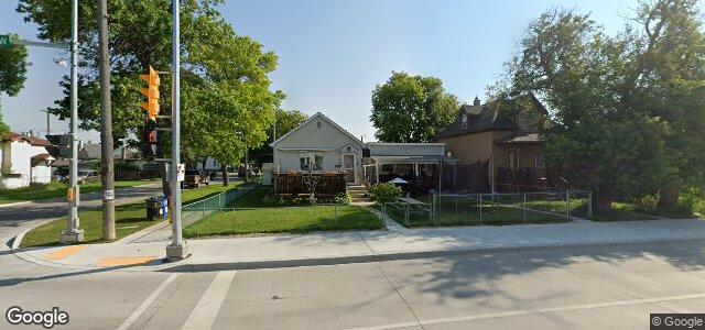 Larawan ng 317 Johnson Avenue W sa Winnipeg, Manitoba
