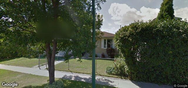 Photo of 320 Jamison Avenue in Winnipeg, Manitoba