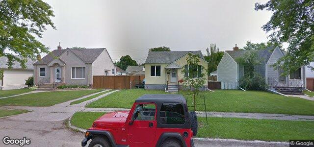 Larawan ng 329 Ottawa Avenue sa Winnipeg, Manitoba