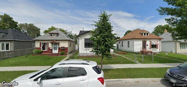 Larawan ng 335 Larsen Avenue sa Winnipeg, Manitoba