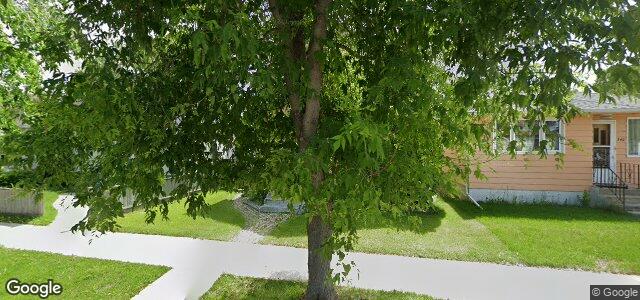 Larawan ng 346 Larsen Avenue sa Winnipeg, Manitoba