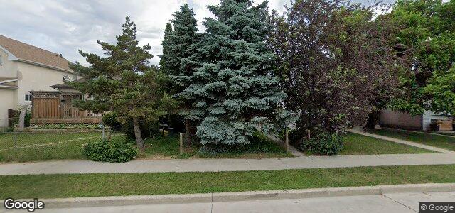 Larawan ng 355 Chalmers Avenue sa Winnipeg, Manitoba