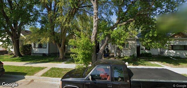 Photo of 355 Jamison Avenue in Winnipeg, Manitoba