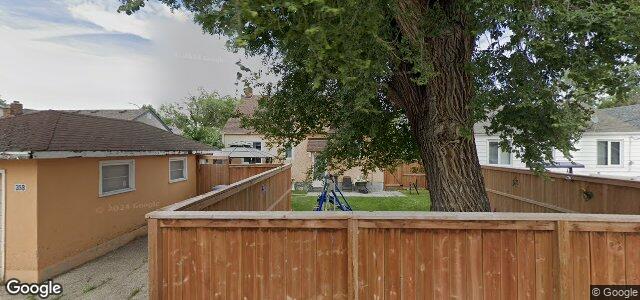 Larawan ng 358 Munroe Avenue sa Winnipeg, Manitoba