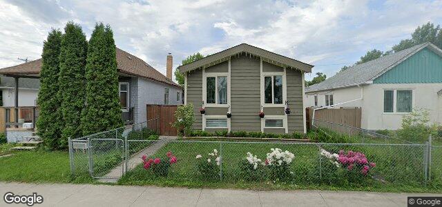 Larawan ng 360 Chalmers Avenue sa Winnipeg, Manitoba