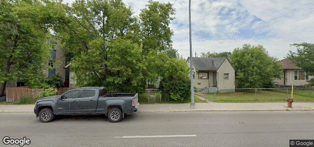 Larawan ng 360 Talbot Avenue sa Winnipeg, Manitoba