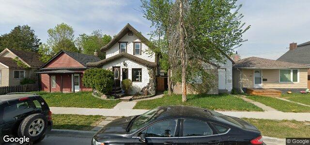 Larawan ng 361 Bowman Avenue sa Winnipeg, Manitoba