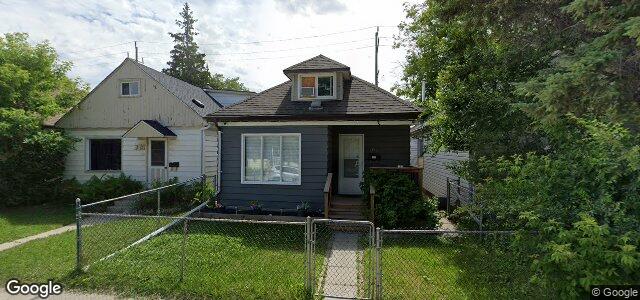 Larawan ng 376 Harbison Avenue W sa Winnipeg, Manitoba