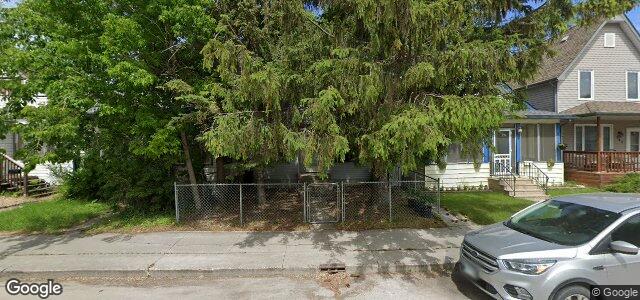 Larawan ng 377 Harbison Avenue W sa Winnipeg, Manitoba