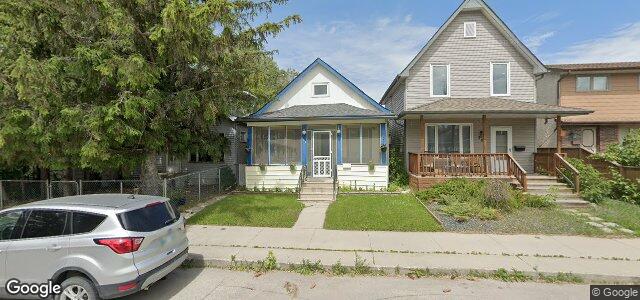 Larawan ng 379 Harbison Avenue W sa Winnipeg, Manitoba