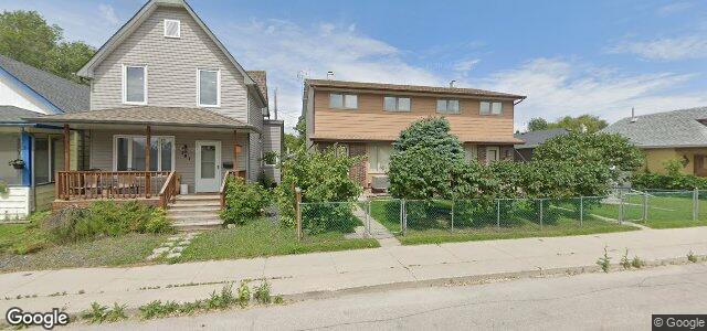 Photo of 383 Harbison Avenue W in Winnipeg, Manitoba