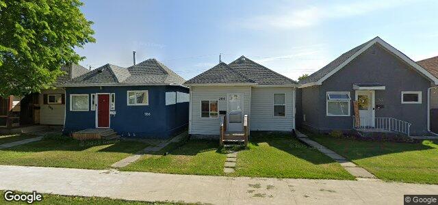 Photo of 384 Jamison Avenue in Winnipeg, Manitoba