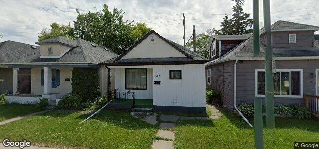 Larawan ng 386 Harbison Avenue W sa Winnipeg, Manitoba