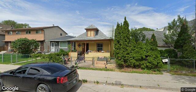 Larawan ng 389 Harbison Avenue W sa Winnipeg, Manitoba