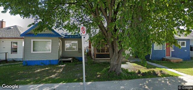 Larawan ng 390 Jamison Avenue sa Winnipeg, Manitoba