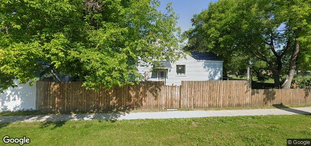 Larawan ng 392 Munroe Avenue sa Winnipeg, Manitoba