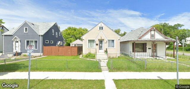 Larawan ng 393 Larsen Avenue sa Winnipeg, Manitoba