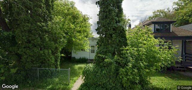 Larawan ng 394 Harbison Avenue W sa Winnipeg, Manitoba