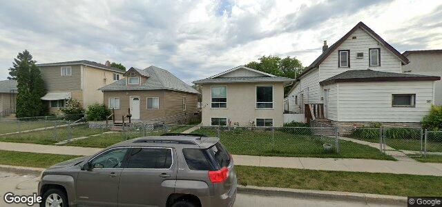 Larawan ng 399 Chalmers Avenue sa Winnipeg, Manitoba