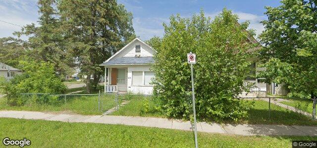 Larawan ng 403 Larsen Avenue sa Winnipeg, Manitoba