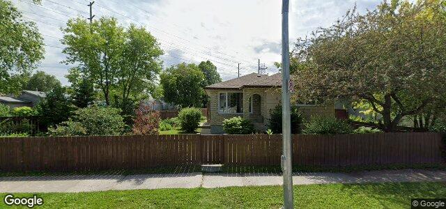 Larawan ng 404 Larsen Avenue sa Winnipeg, Manitoba