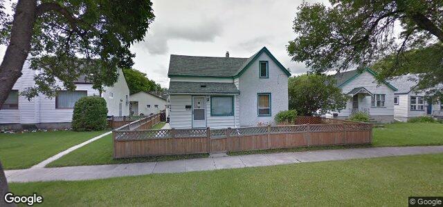 Photo of 404 William Newton Avenue in Winnipeg, Manitoba
