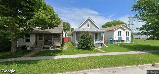 Larawan ng 411 Larsen Avenue sa Winnipeg, Manitoba