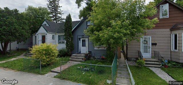 Larawan ng 412 Martin Avenue W sa Winnipeg, Manitoba