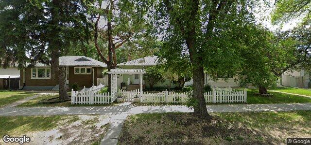 Larawan ng 414 Munroe Avenue sa Winnipeg, Manitoba