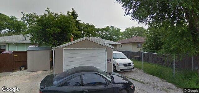 Photo of 418 Munroe Avenue in Winnipeg, Manitoba