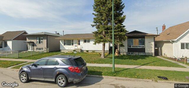 Photo of 421 Bowman Avenue in Winnipeg, Manitoba