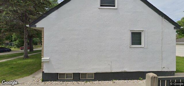 Photo of 427 Desalaberry Avenue in Winnipeg, Manitoba