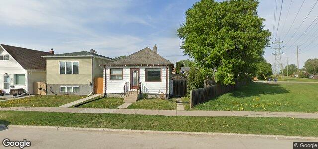Photo of 431 Bowman Avenue in Winnipeg, Manitoba